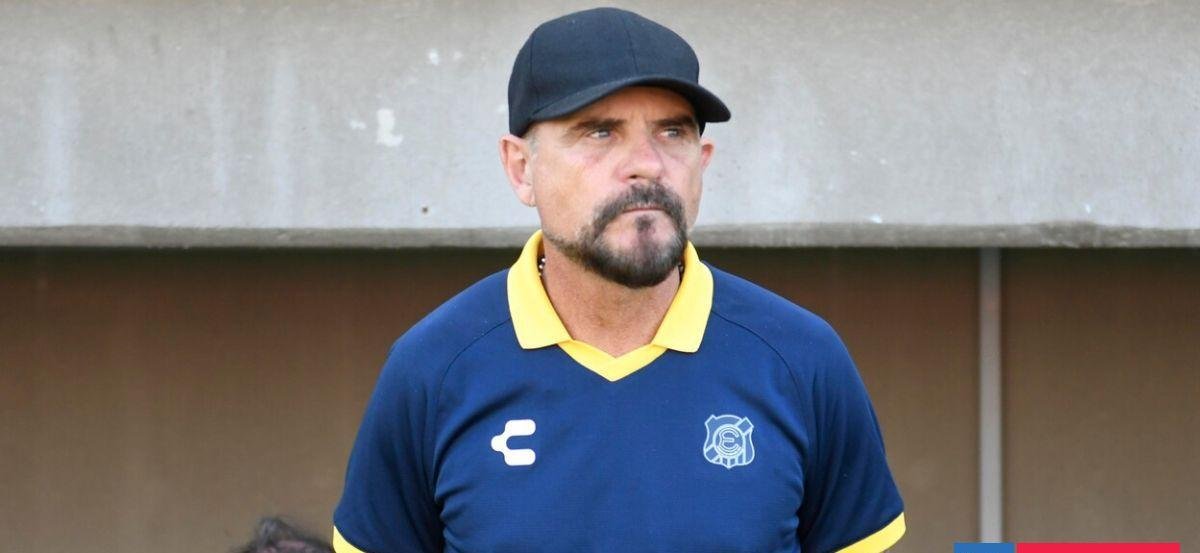 Primer DT cesado en Liga de Primera: Javier Torrente dejó de ser entrenador de Everton