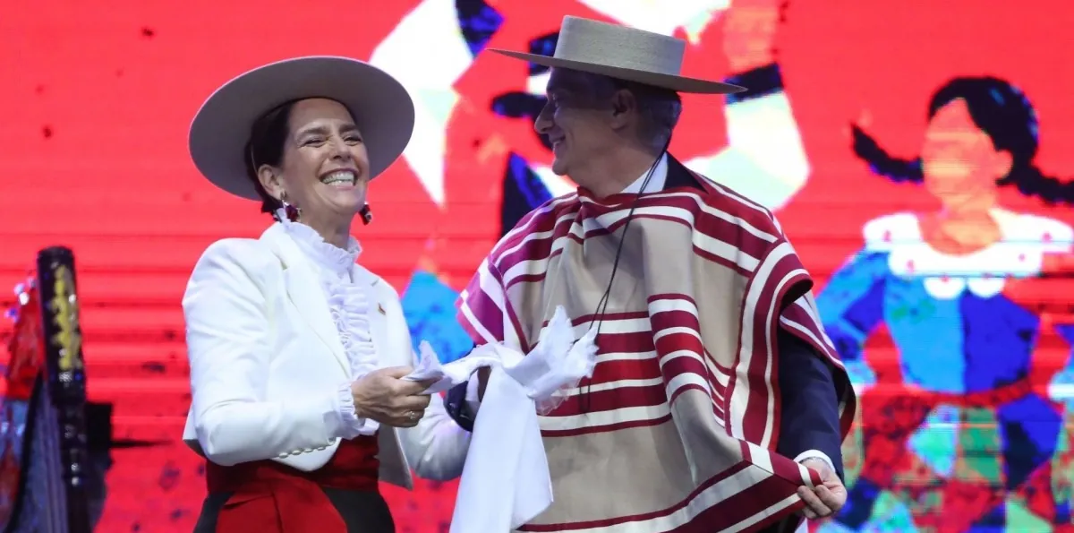 Así fueron los pie de cueca del Presidente Kast en su primera inauguración de las fondas del Parque O'Higgins