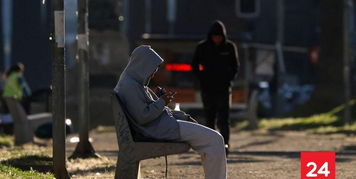 Según INE: tasa de desempleo baja al 8% en trimestre octubre-diciembre de 2025