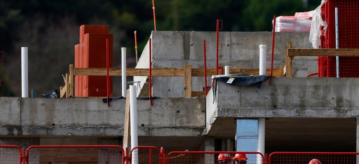 Mercado laboral en el país: generación bruta de empleo todavía se ubica por debajo de los niveles prepandemia - La Tercera