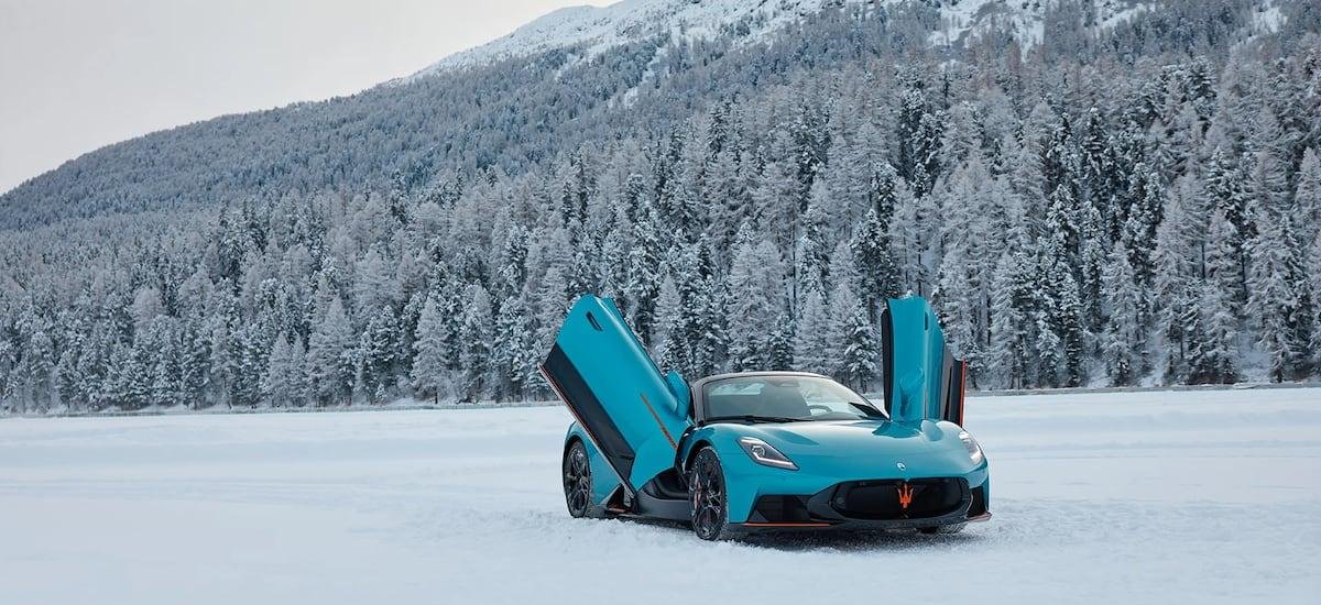 La nueva versión única del Maserati MCPura Cielo se luce en St. Moritz - La Tercera