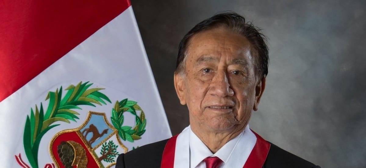 Quién es José María Balcázar, el nuevo presidente de Perú que defendió el matrimonio infantil y fue expulsado del Colegio de Abogados