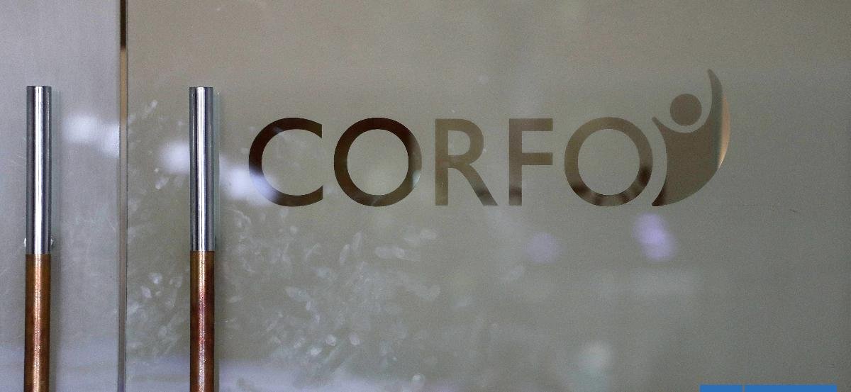 Gobierno ordenó a Corfo vender activos por casi US$400 millones para parchar otro error de cálculos