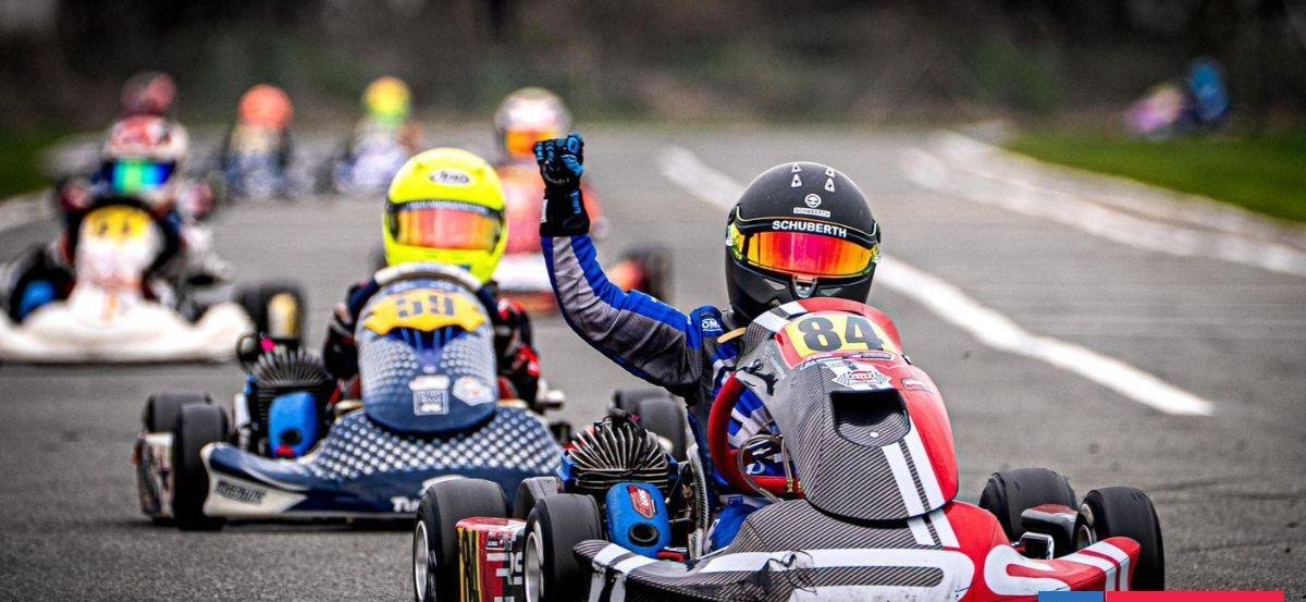 Tiene 11 años y suma varios títulos: piloto chileno Izko Alonso acelera a la élite del automovilismo