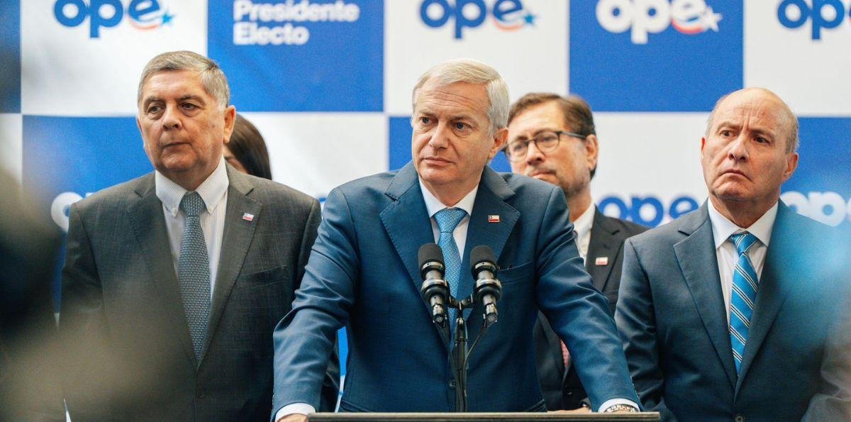 Kast pone fin a traspaso de mando con el Gobierno de Boric: “No es solamente por los dichos que le he pedido aclarar”