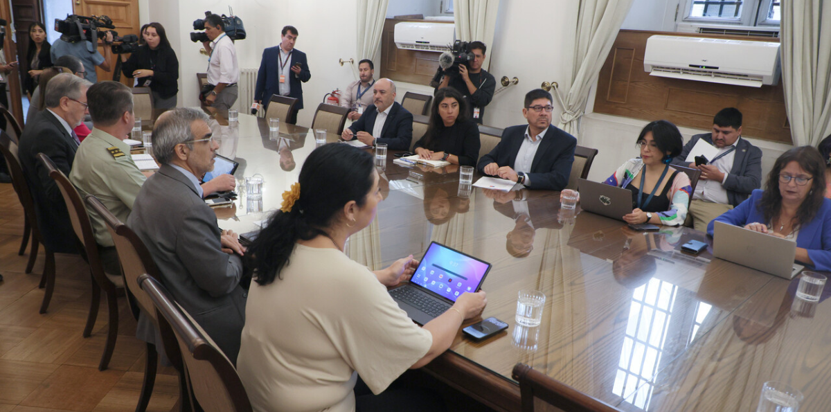 "Súper Lunes": Aumentará la frecuencia de las micros, metro y trenes en la Región Metropolitana