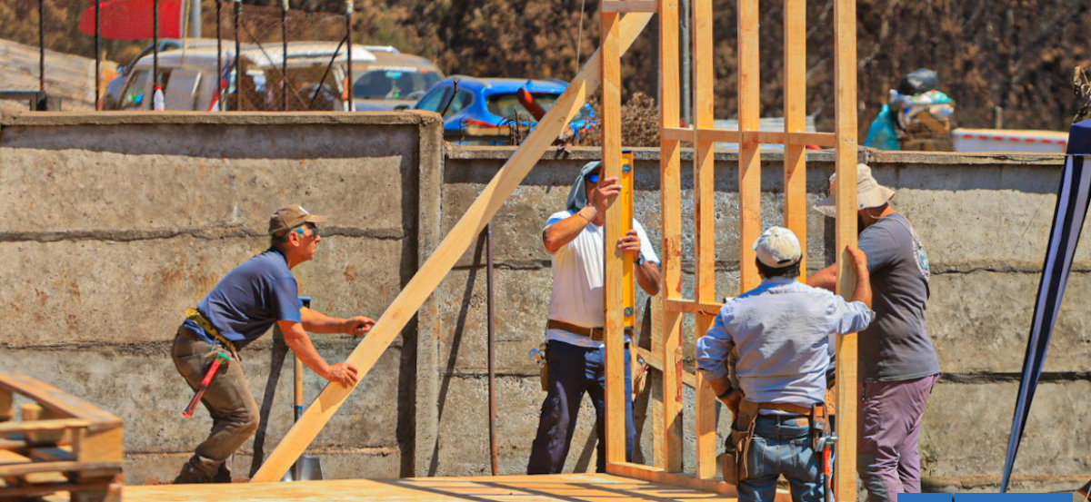 Lenta habilitación de servicios básicos retrasa uso de viviendas de emergencia en Ñuble tras incendios