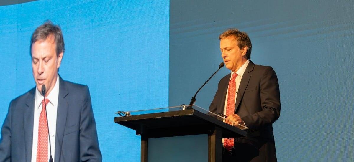 Andrés Trivelli: “Vemos que las ideas que promueven el auge empresarial avanzan y las ideas que forman el crecimiento del Estado y del socialismo retroceden”