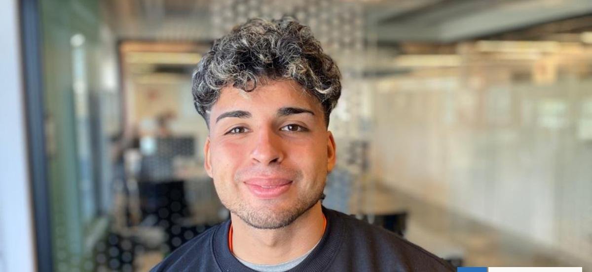 Estudiante chileno, Vicente Opazo, compite en la final por el título de "Mejor programador del mundo"