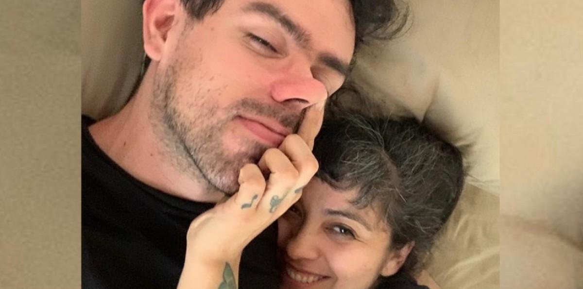 ¿Quién es el músico mexicano con el que Mon Laferte se casó y tuvo un hijo?