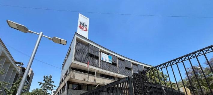 Profesoras rociadas con bencina fueron las últimas: Agresiones de estudiantes a docentes aumentan casi un 50%