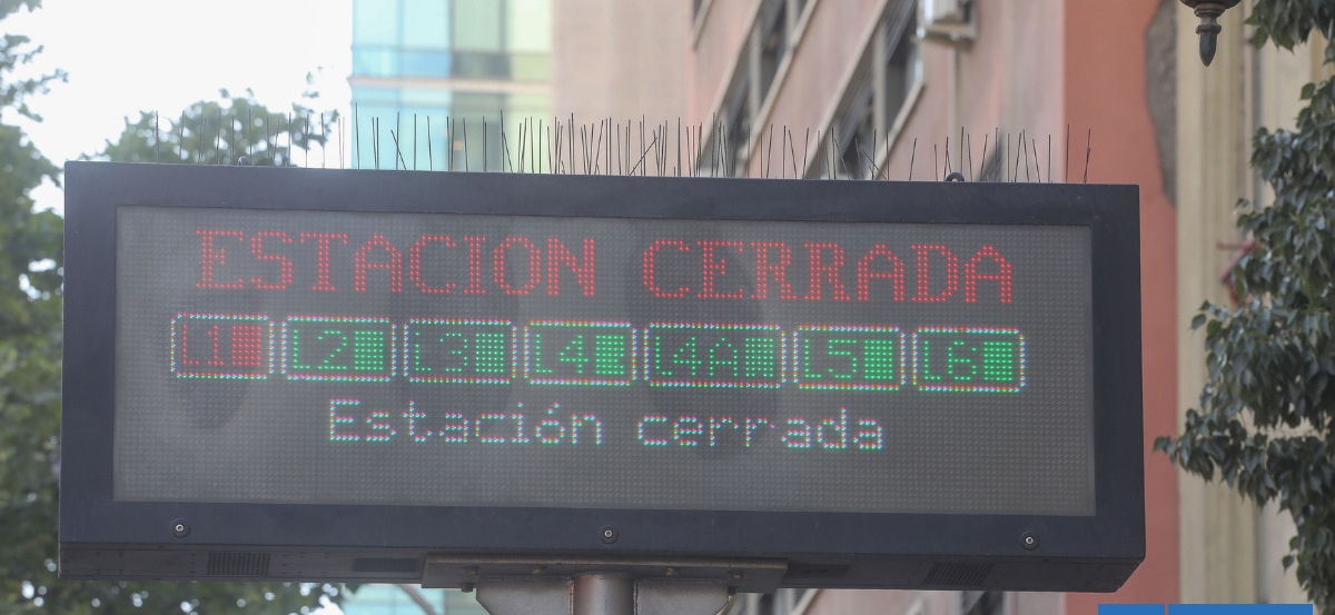 Normalizan servicio de Línea 1 de Metro tras cierre de cuatro estaciones por persona en la vía